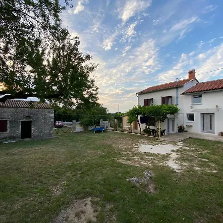 Rustic Country House Hébergement de vacances